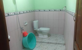 Joglo Wedi Ombo Cottage and Resto