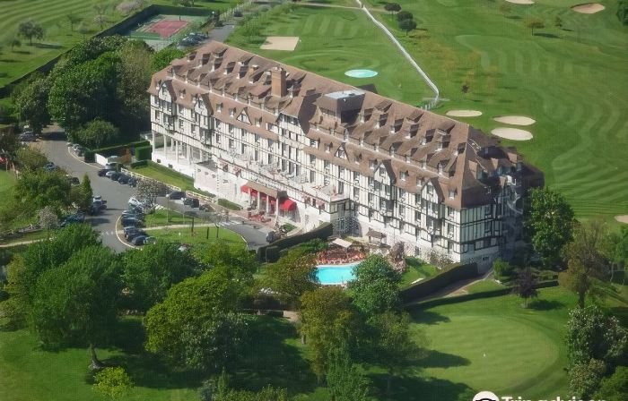 Hôtel Barrière l'Hôtel du Golf