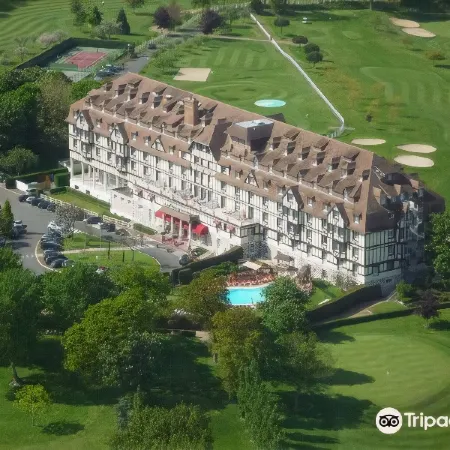 Hôtel Barrière l'Hôtel du Golf Отели в г. Сент-Арну