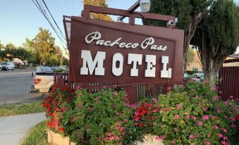 Pacheco Pass Motel