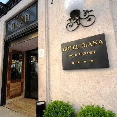 Diana Roof Garden