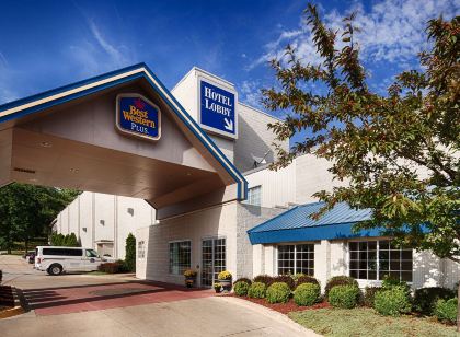 Best Western Plus Longbranch Hotel  Convention Center