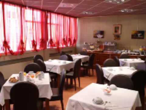 ホテル ドゥ シャンパーニュ エペルネーのホテル