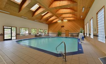 Best Western Lodge at Rivers Edge
