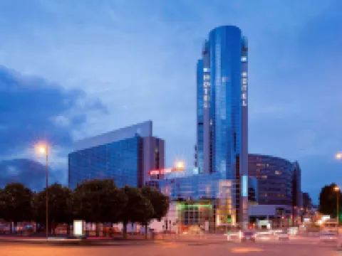 Ibis Budget Paris Porte de Montreuil Hotels near 93170