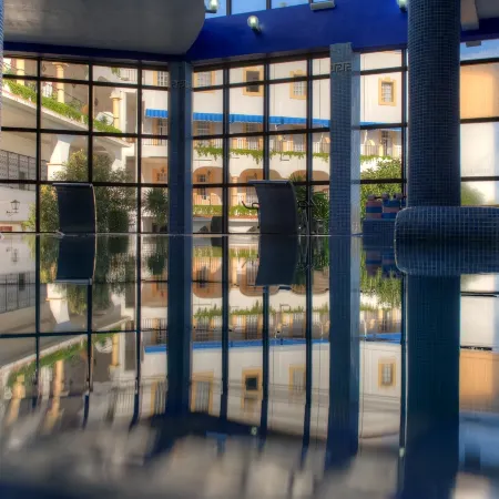 El Minzah Hotel