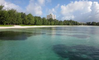 Aquarius Beach Tower