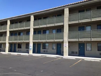 ไฮแลนด์อินน์ โรงแรมใน