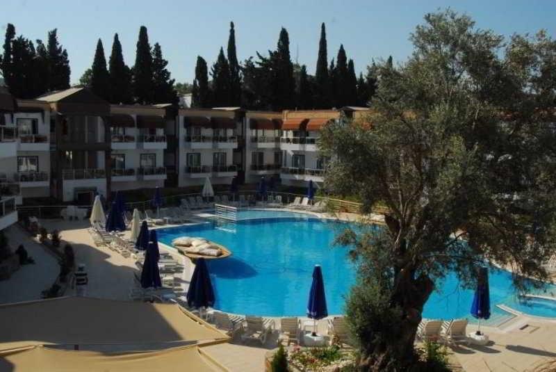 Risa Hotel Herşey Dahil (Risa Hotel - All Inclusive)