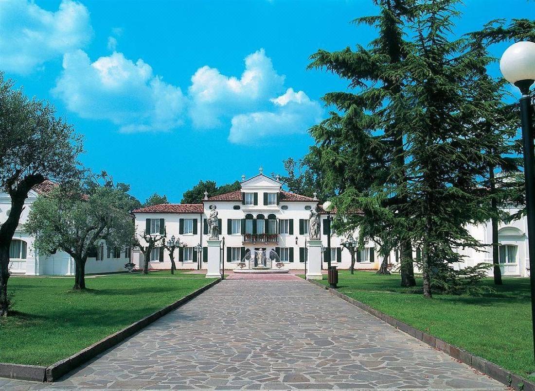 Park Hotel Villa Fiorita-Monastier di Treviso Updated 2022 Room  Price-Reviews & Deals | Trip.com