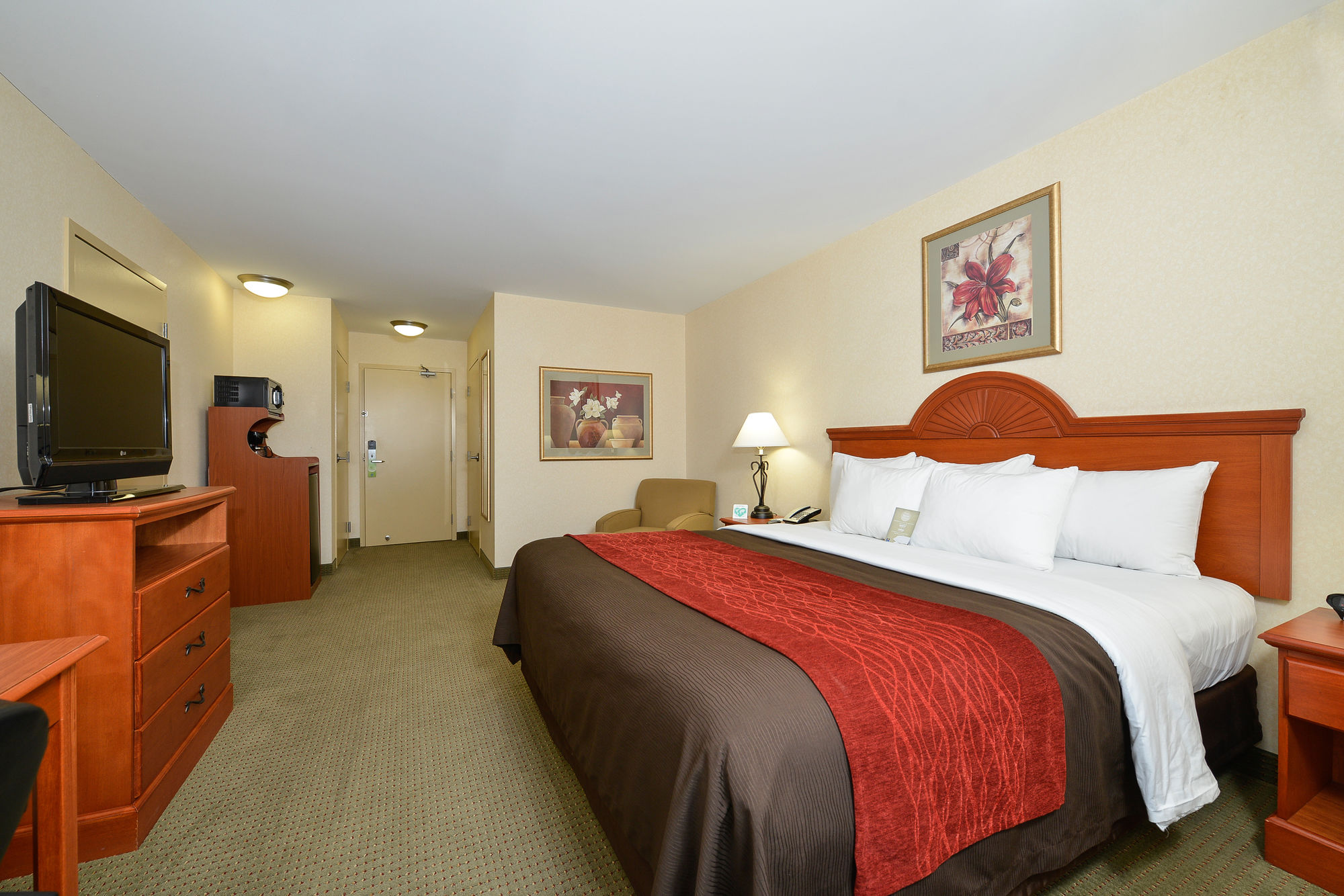 Comfort Inn & Suites Adj to Akwesasne Mohawk Casino