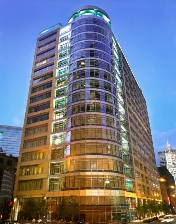 Kinzie Hotel Отели рядом с достопримечательностью «Лури Гарден»