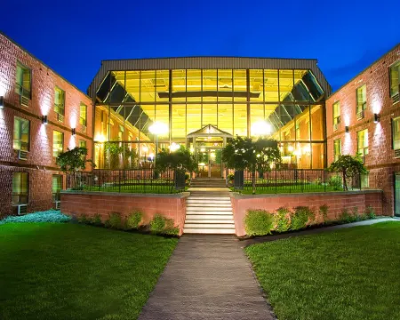 Quality Inn & Conference Centre Hoteles en Midland