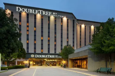 DoubleTree by Hilton Hotel Dallas Near the Galleria