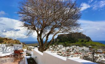 Little Lindos Sea View Studios