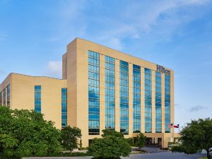 DoubleTree by Hilton San Antonio Airport