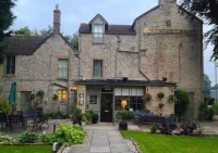 Burford Lodge Hotel - Adults Only فنادق في Minster Lovell