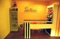 OYO 89881 V Stay Guesthouse Hotels in Ayer Itam