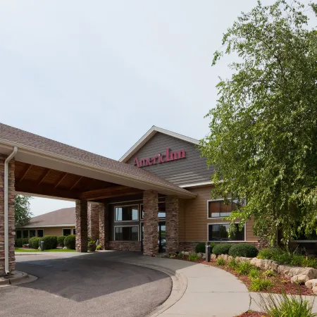 AmericInn by Wyndham Shakopee Near Canterbury Park