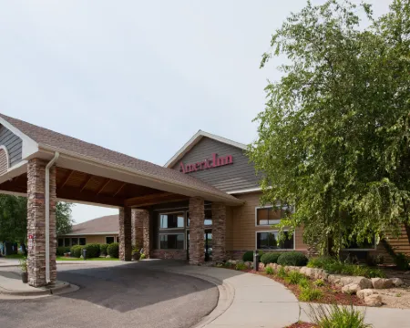 AmericInn by Wyndham Shakopee Near Canterbury Park Hotels in Shakopee