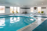 Bluffton Inn & Suites Hotels in Bluffton
