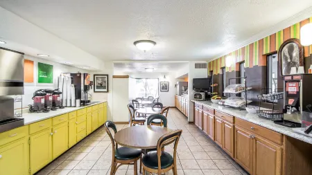 Western Inn and Suites