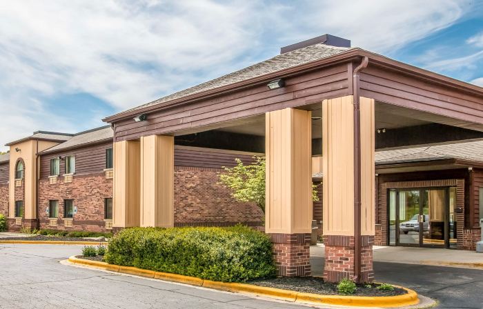 AmericInn by Wyndham Holland MI