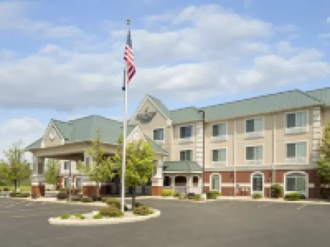 Country Inn & Suites by Radisson, Michigan City, IN Hotels in Coolspring Township