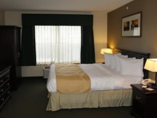 Country Inn & Suites by Radisson, Brooklyn Center, MN