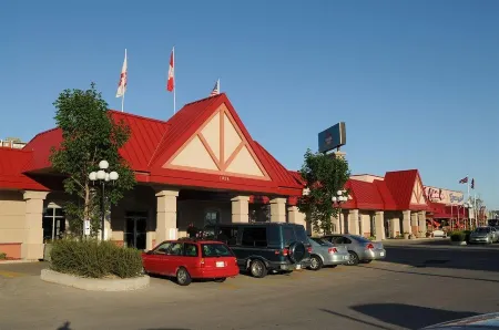 Canad Inns Destination Centre Fort Garry Отели рядом с достопримечательностью «Университет Брендона»