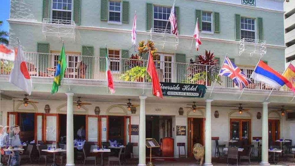 Riverside Hotel