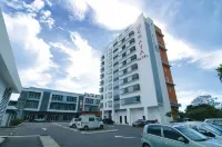 C'Haya Hotel Hotel di Pantai Tanjung Aru