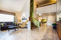 Sleep Inn & Suites Bakersfield North - 2-Star
