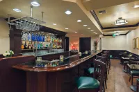 Oxford Suites Spokane Downtown - bar