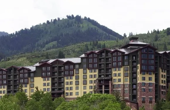 格蘭德頂峯旅館-峽谷度假集團