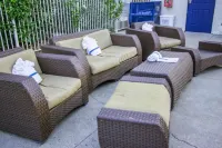 Howard Johnson by Wyndham Las Vegas Near the Strip