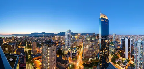Sheraton Vancouver Wall Centre Hotels in Vancouver
