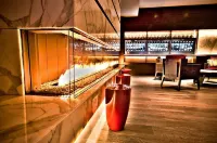 Doubletree by Hilton Montreal