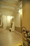 Oisife Apartments