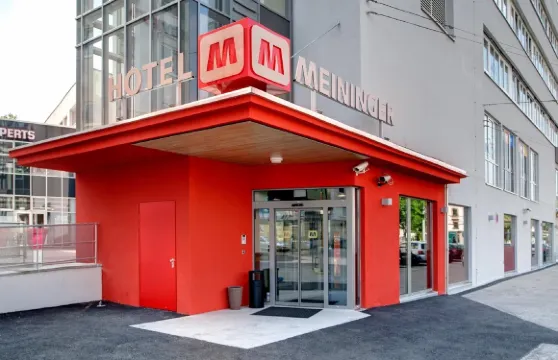 薩爾茨堡市中心梅寧閣酒店