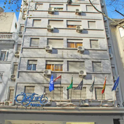Oxford Hotel Hotels near Palacio Legislativo