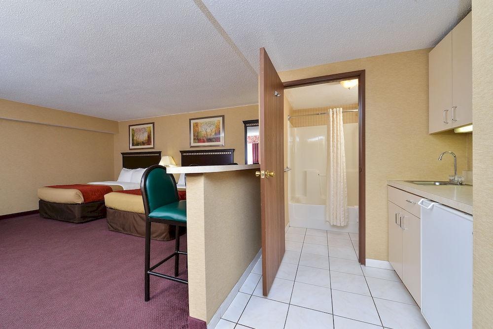 Comfort Inn Grove City