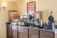 Comfort Suites Richmond East - ที่มีที่จอดรถ