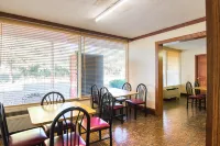 Mountain Home Inn Hotels in Baxter County