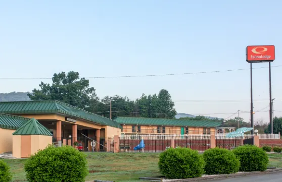 伊克諾旅館洛基託普