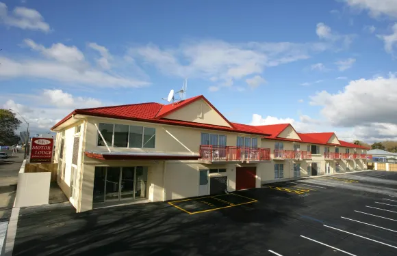 北帕默斯頓BKs高級汽車旅館