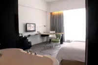 ARTOTEL TS Suites Surabaya