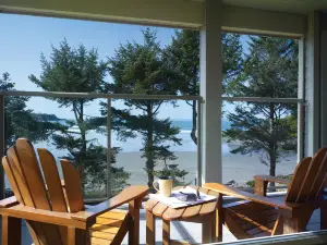 Pacific Sands Beach Resort