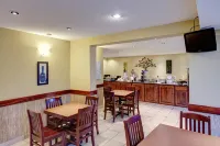 Travelodge by Wyndham Nanaimo - breakfast