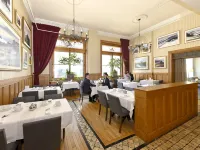 Auberge Saint-Pierre Hotels near Musee du Fort